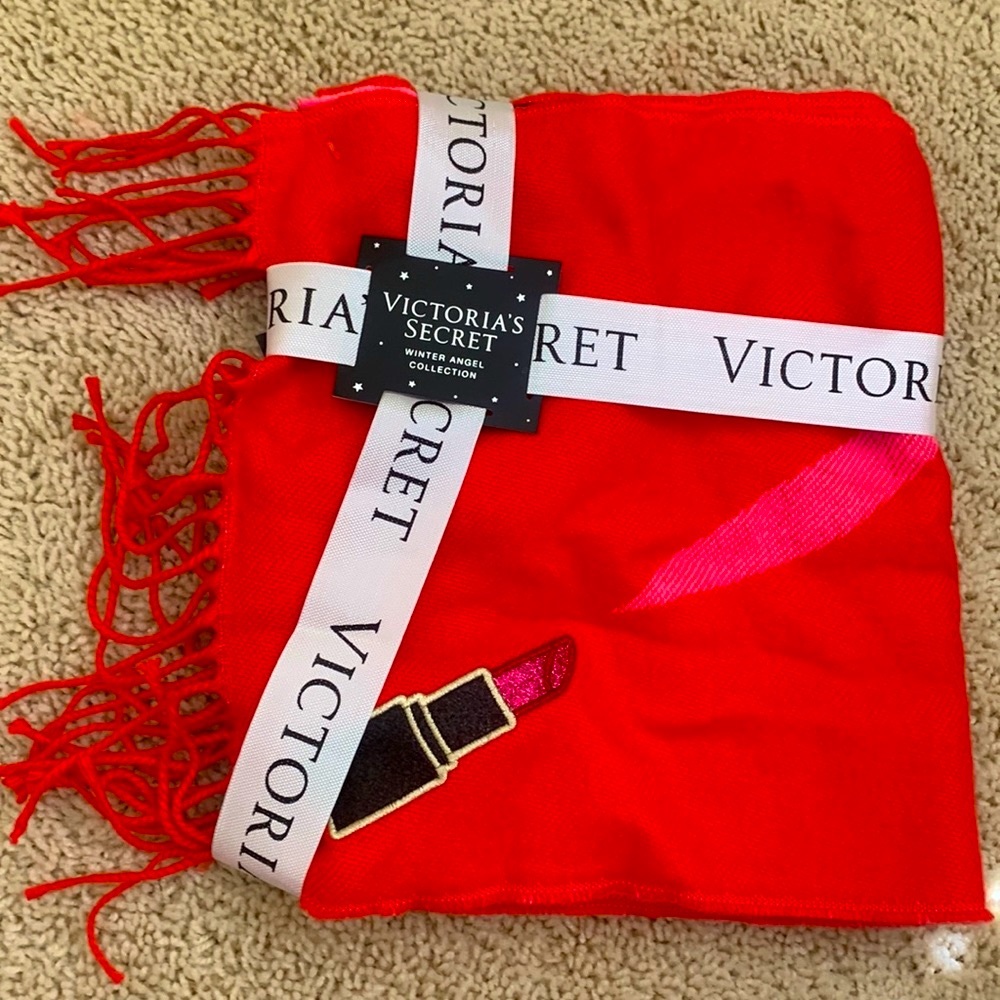 VS Scarf (Winter Angel)